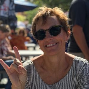 Meet your Posher, Nancy